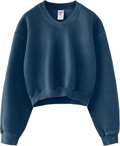 Sweat-shirt et hoodie vintage délavé au soleil, coupe courte, effet usé, épaules tombantes, 100% coton molletonné French Terry, avec logo personnalisé - Product Image 4