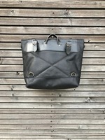 Moto noire en toile cirée cuir Moto selle vélo