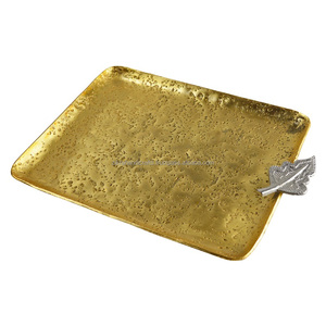 Plateau de service plaqué argent avec plusieurs poignées métalliques, plateau décoratif de conception de finition brillante - Product Image 4