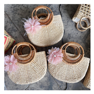 Bolsa de jacinto de agua artesanal: Bolsa de jacinto de agua natural de Vietnam, ideal para viajes elegantes de playa de verano y accesorios de picnic de moda - Product Image 4