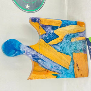 Planche à découper en bois artisanale de haute qualité, ustensiles de cuisine personnalisables, excellente couleur résine, durable, passe au lave-vaisselle, pour hacher - Product Image 1