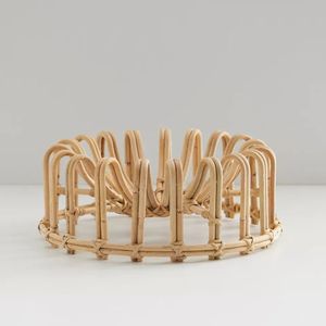 Bol en rotin tissé moderne pour décor de salle à manger contemporain servant du pain et accessoires d'intérieur de maison élégants et écologiques - Product Image 4
