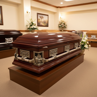 Ataúd de Madera Estilo Americano URD-A487 La Pieta, Interior de Terciopelo Color Marfil, Acabado Brillante, Duradero, para Funeral
