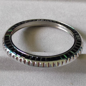 หรูหราสามารถปรับแต่งได้เครื่องประดับสแตนเลสทำด้วยมือนาฬิกาข้อมือขอบเพชรดูเป็นเหลี่ยมหินสีเขียวใส - Product Image 5