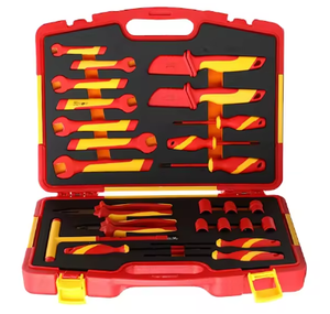 طقم أدوات كهربائية يدوية 25 قطعة مع صندوق أدوات معزولة VDE 1000 فولت للكهربائيين يشمل 6 مفكات و7 مفاتيح ربط - Product Image 2
