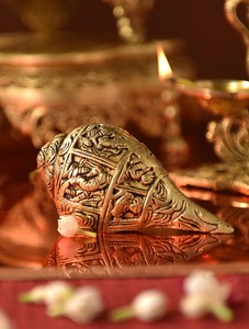 Escultura Majestuosa de Latón del Señor Venkateshwara, Figura Artesanal para el Hogar, Templo, Oficina, Mesa, Obra de Arte Devocional - Product Image 5