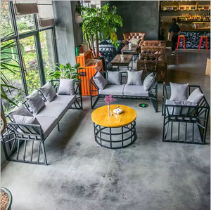 การออกแบบที่ทันสมัยในร่ม 4 ชิ้นเฟอร์นิเจอร์บ้านกรอบโลหะชุดโซฟาสําหรับห้องนั่งเล่นสําหรับบ้านโรงแรมผลิตในเวียดนาม - Product Image 2