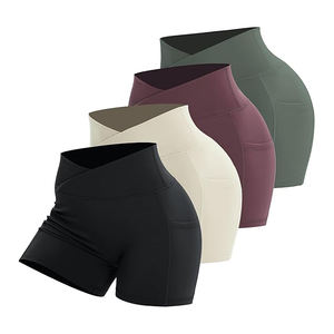 Pantalones cortos de yoga para mujer de 220 gramos de la mejor calidad con bolsillos laterales Leggings de patrón sólido de material elástico superior - Product Image 1