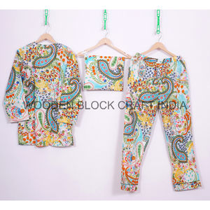 ชุดนอนผ้าฝ้าย100% ระบายอากาศของผู้หญิงชุดเดรสสองชิ้นลายหลากสีทึบชุดนอนฤดูหนาว - Product Image 4