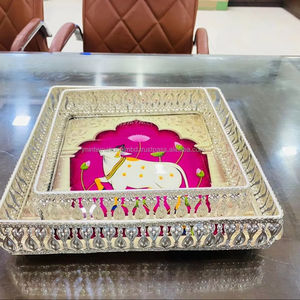 Bandejas de plata alemana pichwai para regalos festivos - Product Image 1