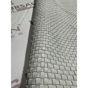 Produit en cuir de vachette tissé fabriqué à la main de 1 à 12 pieds carrés personnalisable et de qualité riche - Product Image 6