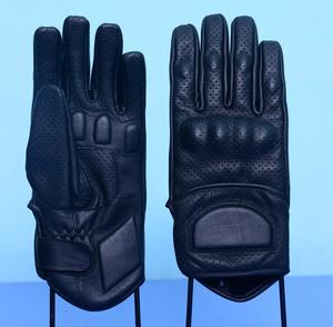 Guantes de carreras de motocross, guantes personalizados perforados para motocicleta, protección para motocicleta, guantes de cuero para montar, guantes deportivos de cuero - Product Image 6