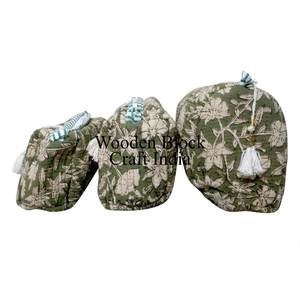 Nuevo y Elegante Juego de 3 Bolsas de Aseo de Tela Acolchada con Estampado Bohemio Verde, Organizador de Viaje Duradero, Estuches para Cosméticos - Product Image 2