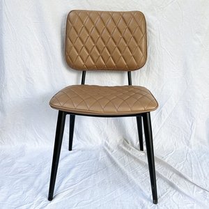 Table à manger ronde moderne CBBA106 avec 4 chaises en chêne, coussins confortables en similicuir pour la maison ou l'hôtel - Product Image 4