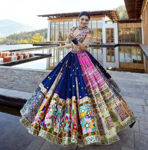 Nuevo Navratri especial muselina algodón impresión Digital y espejo Real trabajo lienzo Patta Lehenga Choli con trabajo manual encaje Dupatta - Product Image 2
