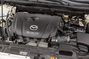 2016 MAZDA 3i Sport AWD เครื่องยนต์เทอร์โบเบาะหนังสีดำภายในพวงมาลัยซ้าย - Product Image 4