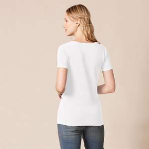 Camiseta de Algodón Suave y Ecológica para Mujer, Corte Ajustado, Cuello Redondo, Transpirable, para Verano, Proveedor al por Mayor de Fábrica - Product Image 2