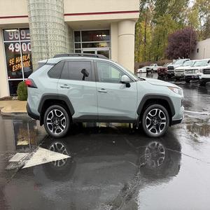 Toyota RAV 4 Bon Marché Expédition Rapide Meilleur Prix Sans Historique d'Accident En Stock Disponible à Vendre - Product Image 1