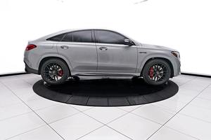 Coupé hybride automatique certifié 2024, propre et en bon état, intérieur cuir clair, ACC, jantes R17, toutes options - Product Image 5