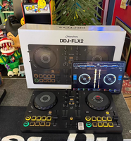 Contrôleur DJ à deux canaux Pioneer DJ DDJ-FLX2 - Le choix des débutants