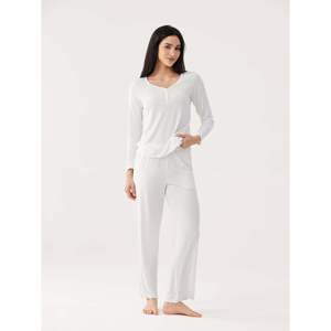 Conjunto de Pijama Personalizado Premium de Bambú Acanalado con Cuello en V y Manga Larga, Suave y Transpirable, Tejido con Estampado Personalizado y Cordón Ajustable para Otoño - Product Image 6