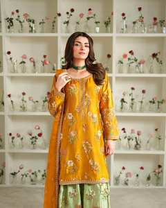Nouveau designer traditionnel Salwar Kameez Party Wear Top et Sarara avec fantaisie Duppatta et broderie - Product Image 5