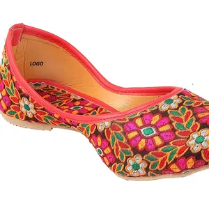 Shoes Khussa Punjabi Women's Traditional Handmade Khussa Wedding Bridal Punjabi Jutti Hand Made Khussas Wholesale OEM - Product Image 1