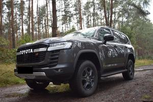 Nuevo Toyota Land Cruiser SUV con TRANSMISIÓN AUTOMÁTICA - Product Image 2