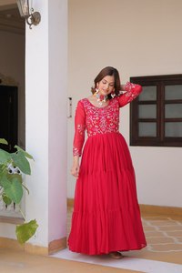 Celebre su estilo con nuestro enorme patrón de estilo Día de San Valentín Vestido largo especial GEORGETTE con conjunto Dupatta - Product Image 4
