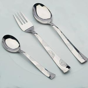 Juego de Cubiertos de Acero Inoxidable Plateado de Alta Calidad, Diseño de Lujo para Restaurantes y Hoteles - Product Image 1