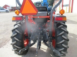 2019สำหรับ Kubota รถแทรกเตอร์40HP ล้อ L2501รถแทรกเตอร์ Massey Ferguson 4WD เครื่องยนต์2WD กระปุกเกียร์ส่วนประกอบแบริ่งปั๊มตัวเลือกพลังงานหลัก - Product Image 3