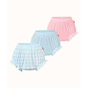 Paquete de 3 Pantalones de Bambú para Bebé con Volantes, Tejido de Jersey Transpirable - Product Image 2