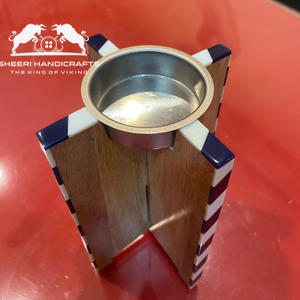 Brûleur d'encens en bois personnalisable et support d'Inde avec des parfums de fraise et de pin - Product Image 3