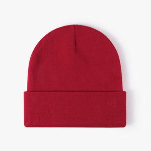 Venta al por mayor colores gorros fabricante logotipo personalizado bordado invierno gorros de punto gorro jacquard - Product Image 1