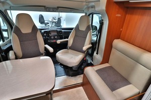 Autocaravana Económica LIMPIA, Modelo Miller Tennessee Queens Luxury 2017, Usada para Acampar - Product Image 3