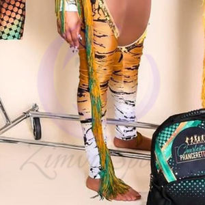 Avec prix de gros Avec propre logo Couleur de contraste personnalisée Bon fournisseur Nouveau à la mode OEM ODM Service Majoretter Uniform - Product Image 5