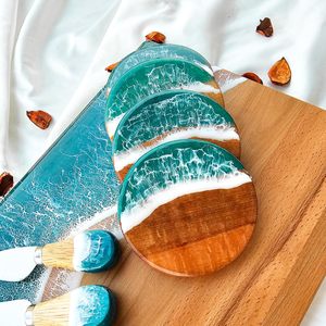 Ensemble de sous-verres en résine artistique, motif de modèle peint à la main, forme personnalisable, Rani Industries, décoration tendance, Saint-Valentin - Product Image 4