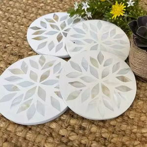 Posavasos de Resina con Incrustaciones de Nácar de Diseño Real, Hechos a Mano, Ecológicos, Tapetes y Almohadillas para Mesa, Posavasos de Calidad de Exportación - Product Image 1