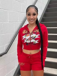 Ensemble sweat-shirt à capuche et jogging pour femmes ensemble de vêtements de détente à logo personnalisé ensemble assorti vêtements de sport décontractés survêtement personnalisé vêtements de mode - Product Image 4