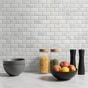 Mosaico de Mármol Blanco Griego 12x12 Pulgadas, Biselado, Tipo Subway, Pulido, 8mm de Grosor, Resistente al Agua, para Paredes Interiores de Sala de Estar - Product Image 2