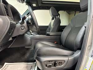 Increíble Lexus GX 550 Luxury AWD 2024 en perfectas condiciones con poco kilometraje en stock, ofrecido a una oferta increíble que no querrás perderte - Product Image 4