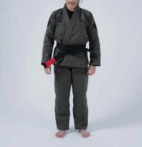 ชุดยูโดและบราซิลเลียนยิวยิตสู (BJJ Gi) แบบยูนิเซ็กซ์ ดีไซน์ทันสมัย ผ้าซักได้ ยืดหยุ่น น้ำหนักเบา ทนทาน พร้อมโลโก้ด้านหน้า สำหรับการฝึกซ้อม - Product Image 3