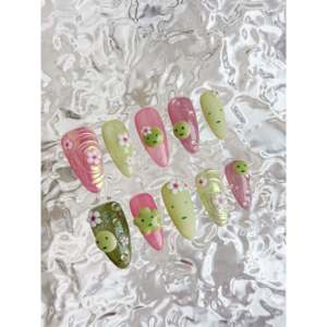 Matcha อารมณ์กดบนเล็บศิลปะที่ไม่ซ้ำกันและมีสไตล์ - Product Image 1