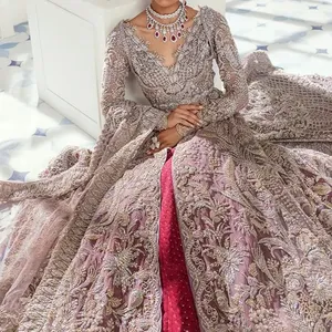 Новый красивый тяжелый вышитый Свадебный жакет и платье lehenga с украшенными хрустальными стеклянными бусинами, dabka work for Wedding @ 2024