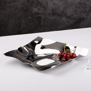 Plateau de service robuste en acier inoxydable avec surface finition miroir idéal pour la présentation de boissons alimentaires de luxe - Product Image 2