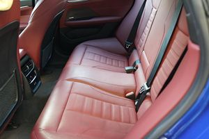 Auto Usata di Altissime Prestazioni <span class=keywords><strong>BMW</strong></span> <span class=keywords><strong>i4</strong></span> M50 Gran Coupé 2023 Pronta per la Spedizione in Tutto il Mondo - Product Image 5