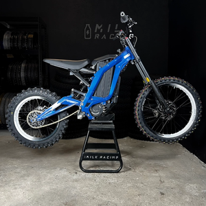 Motocicleta eléctrica todoterreno Surron, éxito de ventas, con gran torque, mayor autonomía y control estable para terrenos difíciles - Product Image 4