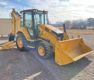 Chargeuse sur pneus CAT 420F 2023, 2 tonnes, 60 kW, 10 000-20 000 heures, avec flèche et godet, pour travaux de terrassement, moteur et roulement principaux - Product Image 3