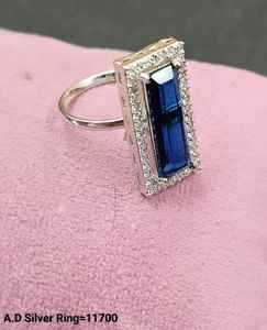 Bague de fantaisie en diamant américain dernière bague élégante à la mode ton argent blanc AD clouté bague réglable pour femmes et filles - Product Image 2