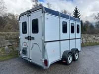 Livraison gratuite Remorque à chevaux Böckmann Traveller W4 à vendre